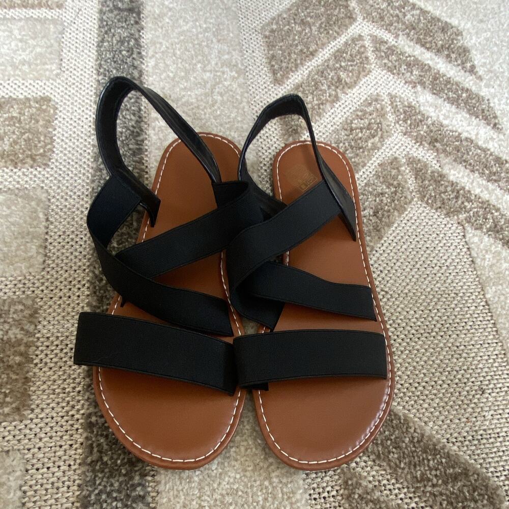 Women’s Strappy Slip-On Flat Sandals Synthetic Upper Black/Brown Solid 9